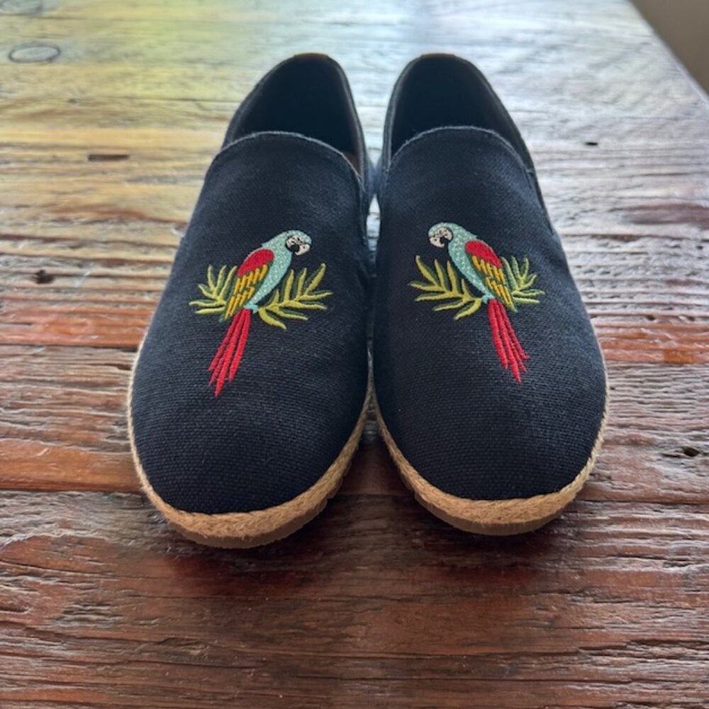 Share Patara Blue Parrot Seeker. Worn once!! Size 8 in EXCELLENT condition!